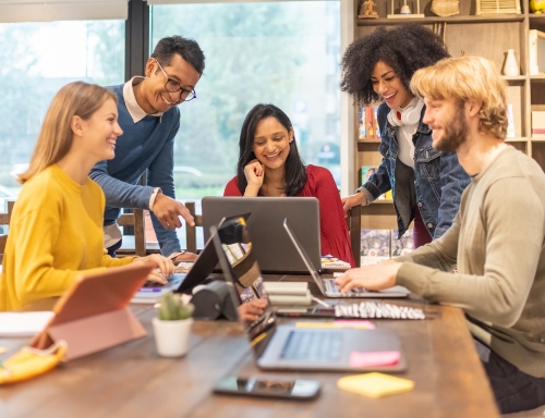 ⽜⼋体育工作生活体验