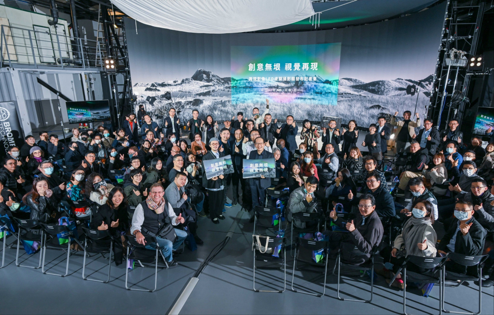再现影像LED虚拟制作摄影棚整合拍摄场景、内容制作、技术指导到设备租借一站式服务，可望提升LED虚拟制作的影视效能，进而产出更多高质量细致作品